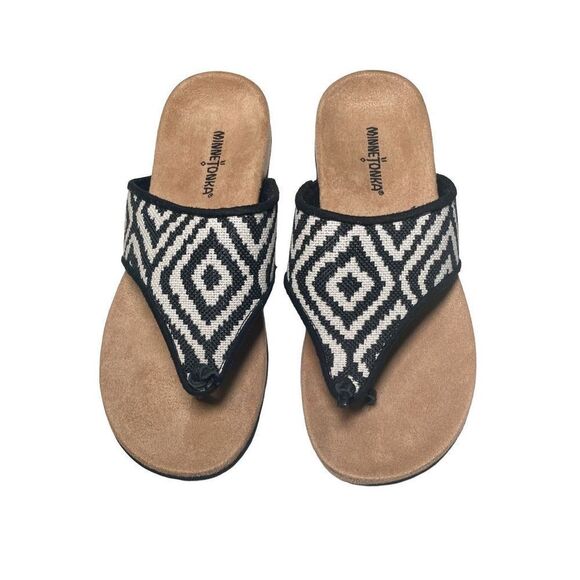 Minnetonka Sandals Shoes *Brand New* Size 8 - Picture 1 of 5